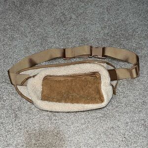 Teddy Sherpa belt bag